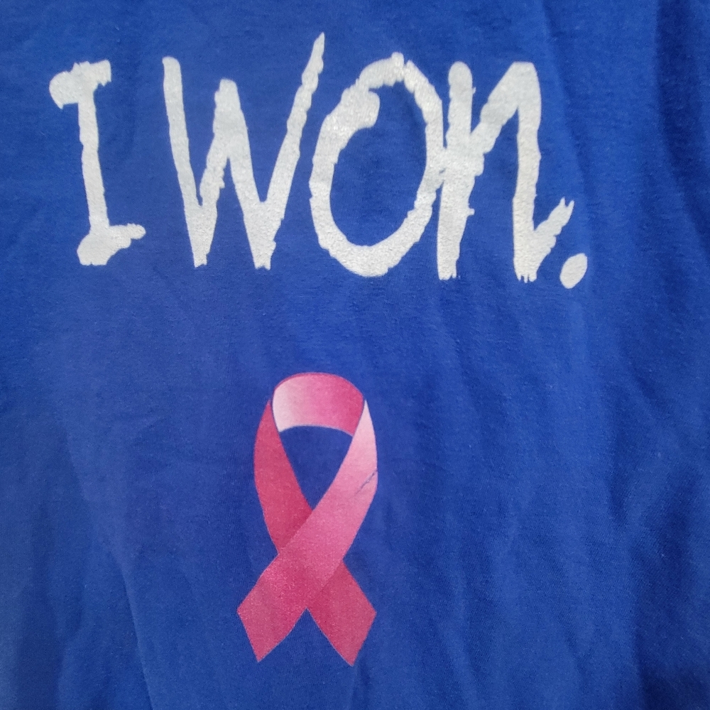 NWOT Blue "I Won" Short Sleeve Pink Ribbon Tee / Size XL / Pink Bracelet - Picture 2 of 9
